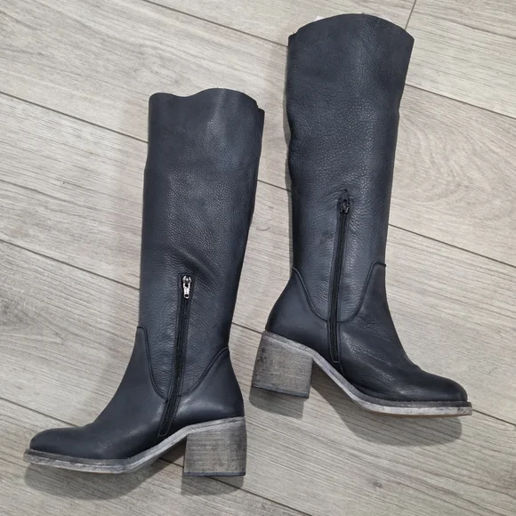 FREE PEOPLE Essential Boots 36 / 6 Washed Out Black Leather Tall Block Heel Boho - Picture 5 of 16